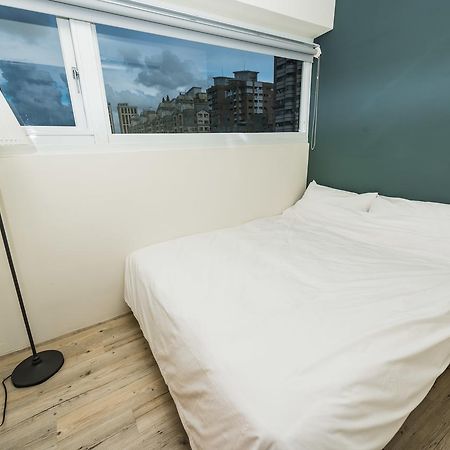 Luftpause Hostel Kaohsiung Esterno foto