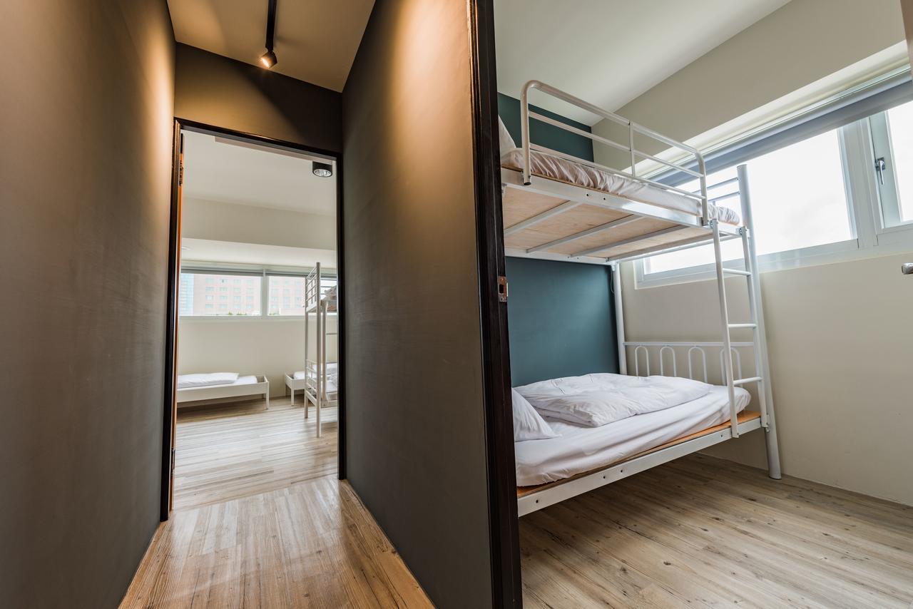 Luftpause Hostel Kaohsiung Esterno foto